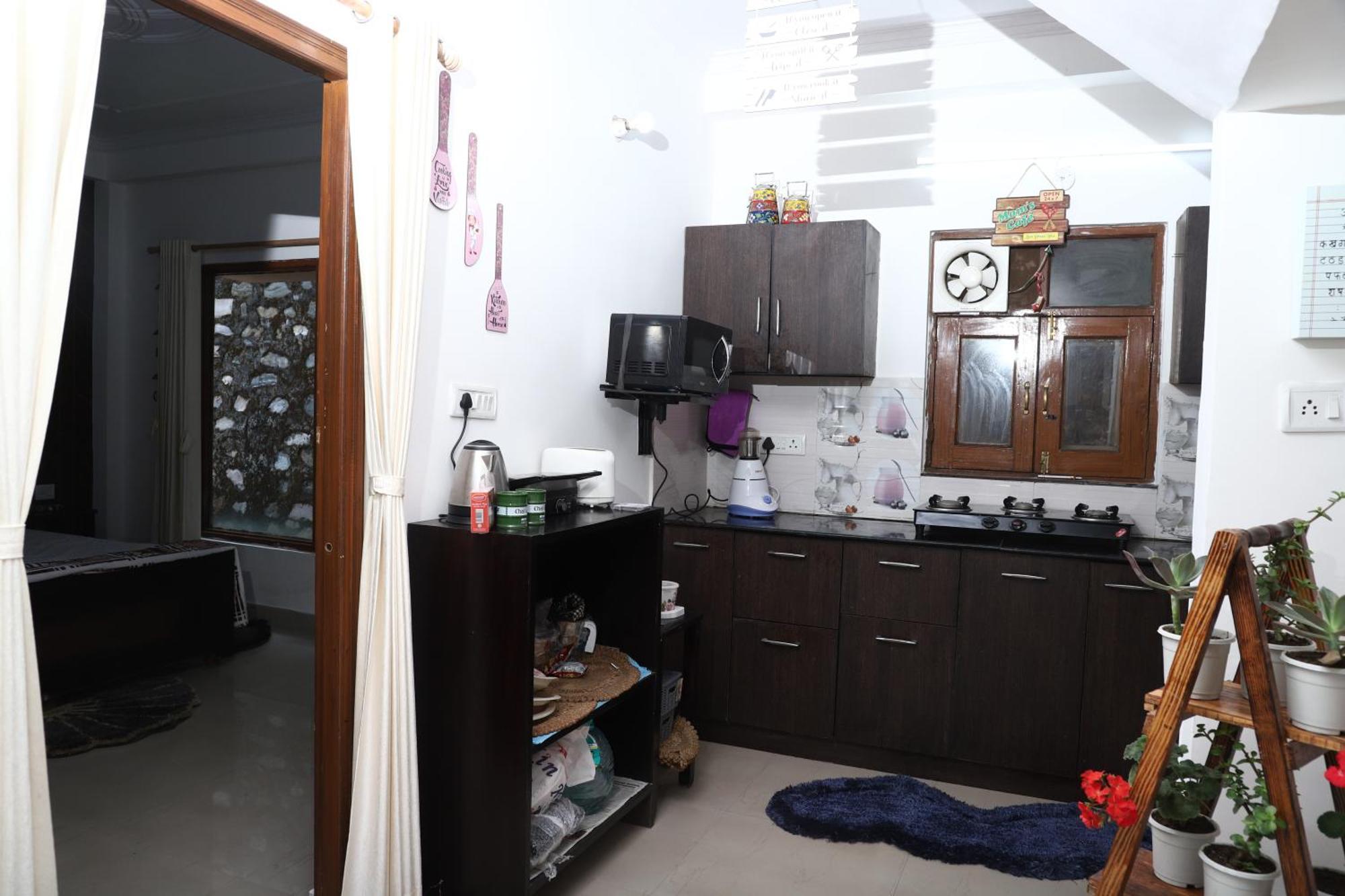 Naini's Nest Alpine View Bhowali