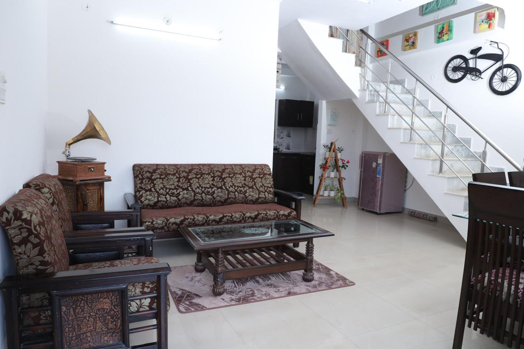 Naini's Nest Alpine View * Bhowali